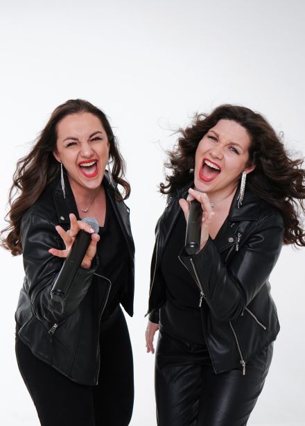 Duo Divas. Tribute Elton John
