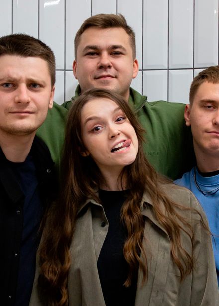 Не все дома
