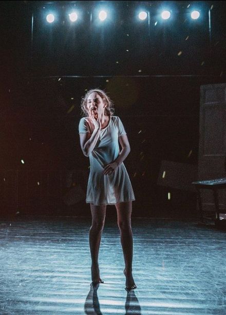 Моноспектакль «Таня. Воспоминание о счастье»