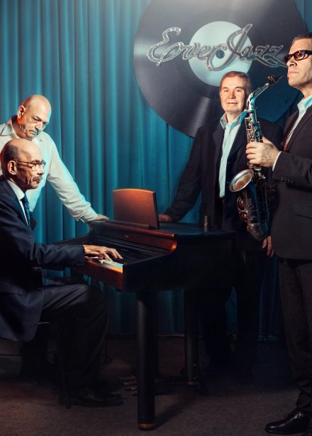 Квартет Владислава Талабуева. The Classic Christmas Songs. Kenny G