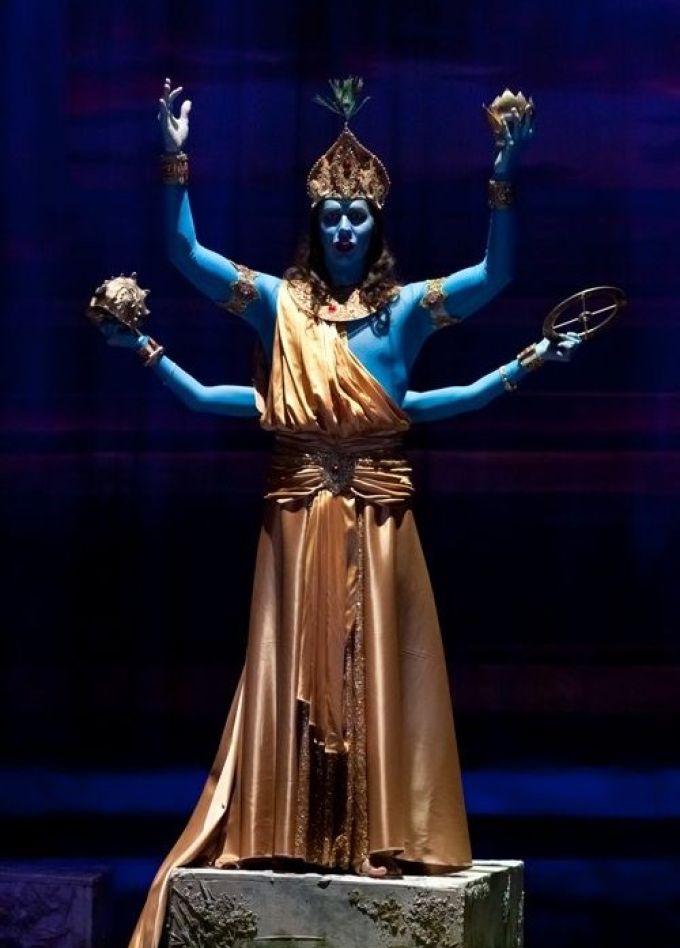 Опера «Сатьяграха»