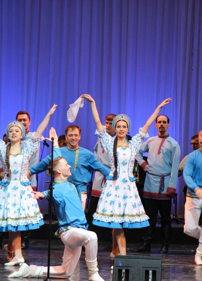 Волжский русский народный хор им. П.М. Милославова