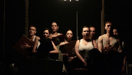 Спектакль «Бесконечный апрель»