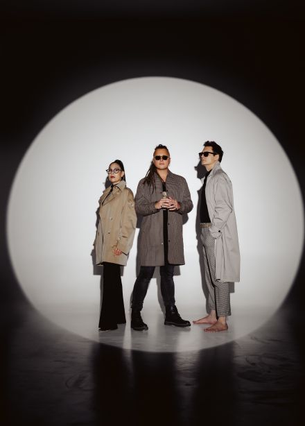 Cozy Ghost Trio и оркестр «Модерн»