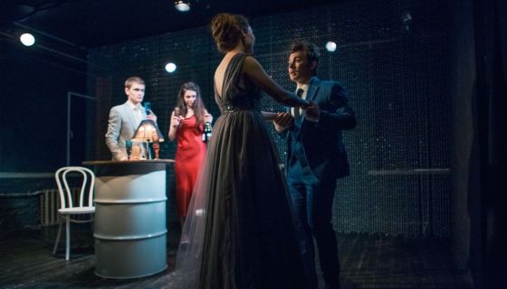 Спектакль «Мёртвым сном»