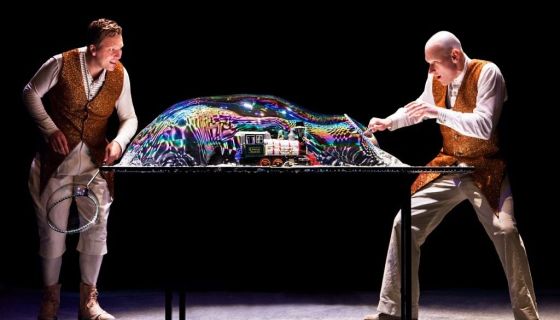 Шоу мыльных пузырей «Clinc»