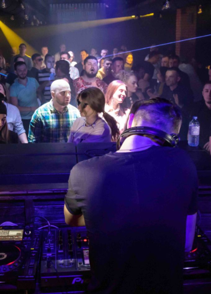 Вспомнить всё / Нулевые