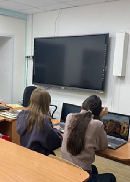 Весенняя открытка: цифровой коллаж к 8 Марта