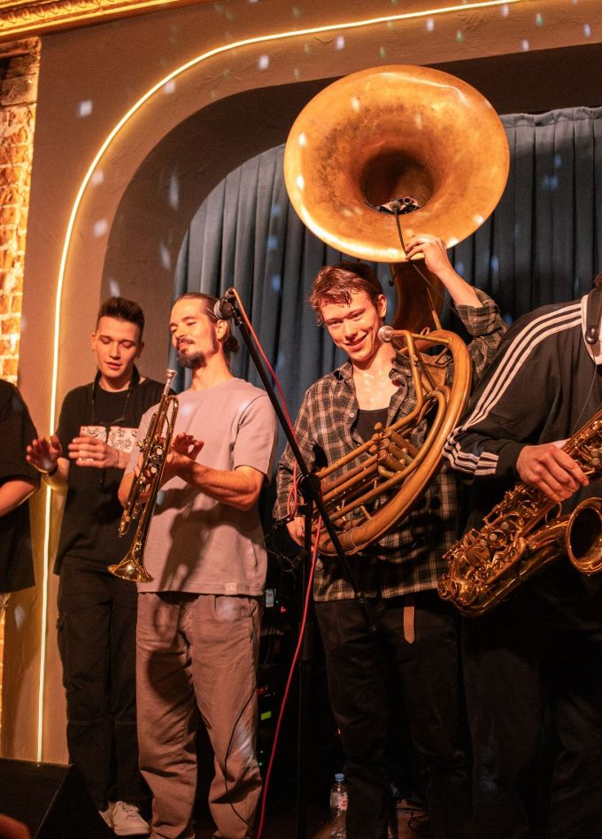 Nuggers. Брасс, фанк и EDM