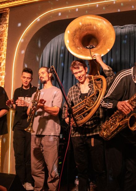 Nuggers. Брасс, фанк и EDM