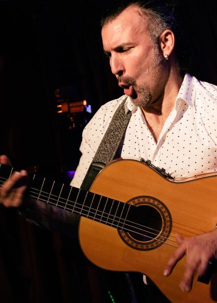 Яркий фееричный вечер Латино с Тоно Алькальде