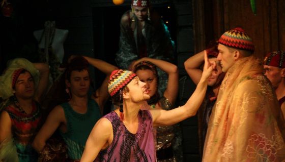 Спектакль «Слуга двух господ»