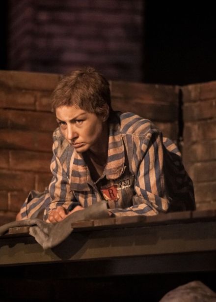 Опера «Пассажирка»