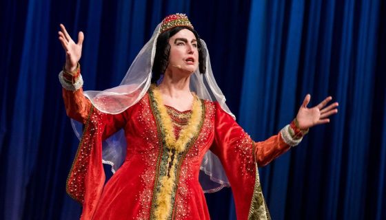 Спектакль «Ханума»