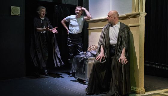 Спектакль «Упражнения в прекрасном»