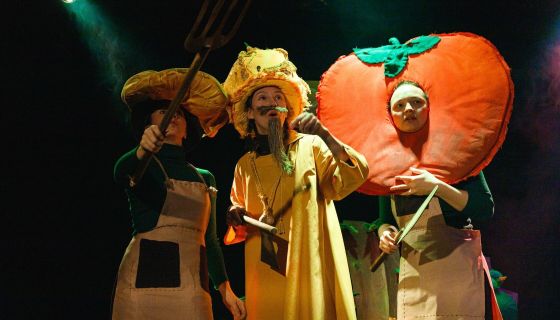 Спектакль «Я люблю свой огород!»