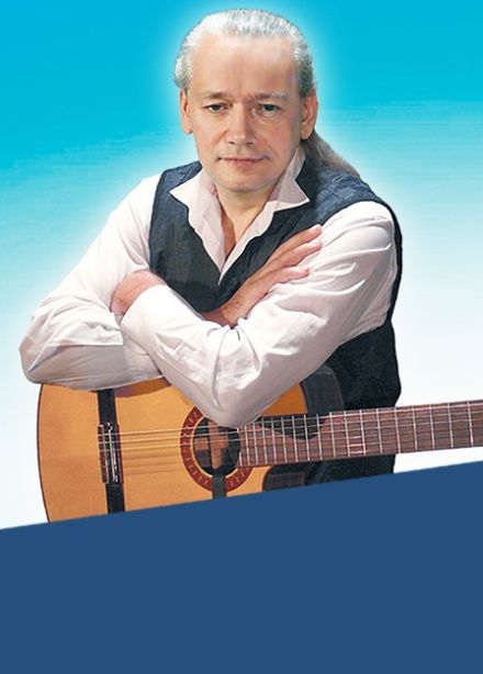 Олег Атаманов