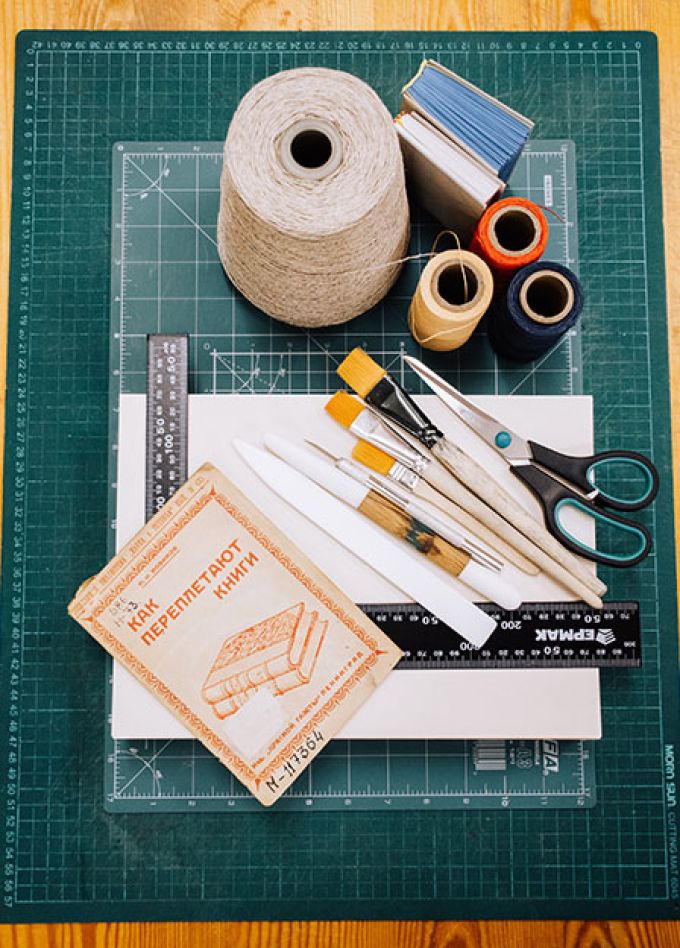 Экскурсия в отдел реставрации библиотеки "Книжный доктор"