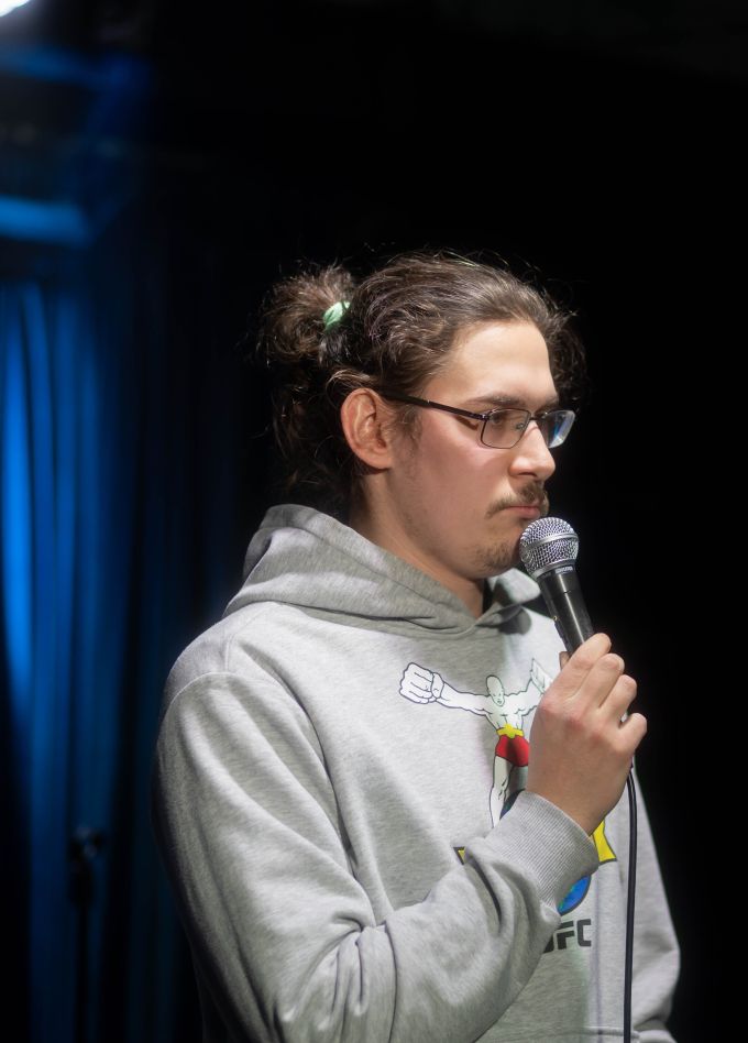 Антилото с комиками