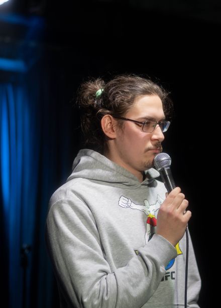 Антилото с комиками