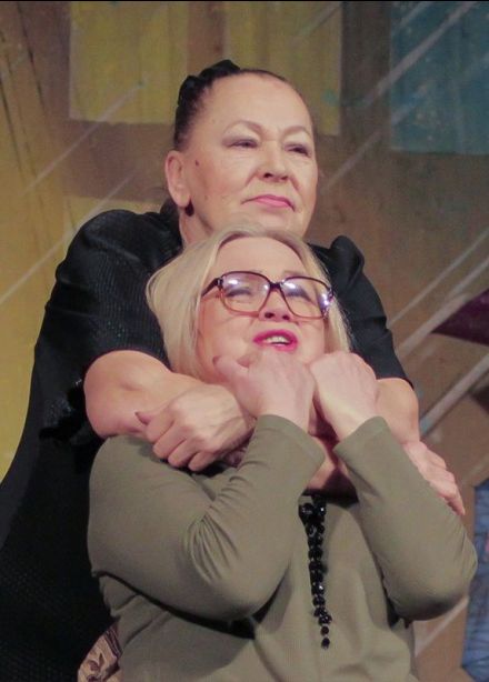 Спектакль «Незамужняя женщина», Берёзовский