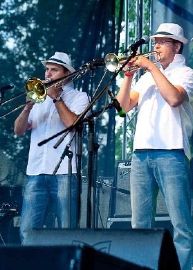 Muchachos Band. Афро-кубинская и латиноамериканская музыка