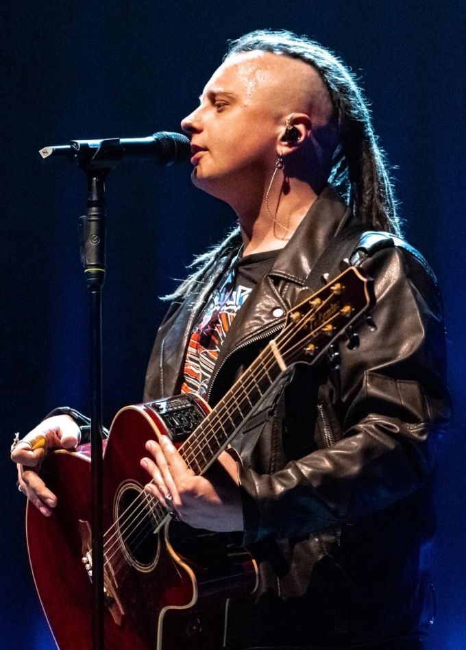 Вася Беля. Концерт со струнными