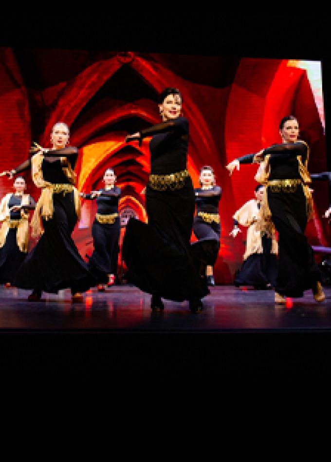 Фламенко под майской луной