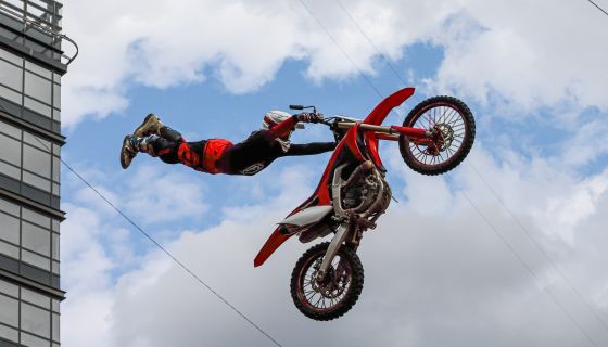 Шоу каскадеров «FMX Moto»
