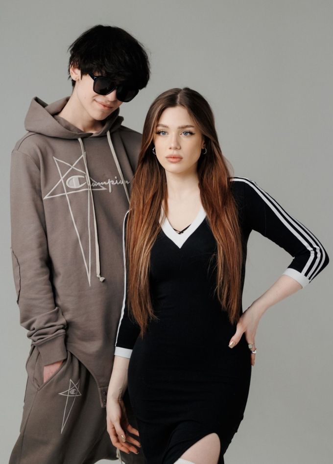 молодой платон певец. молодой платон 2023. молодой платон 2017. молодой платон концерты 2024 спб. молодой платон в 2012.